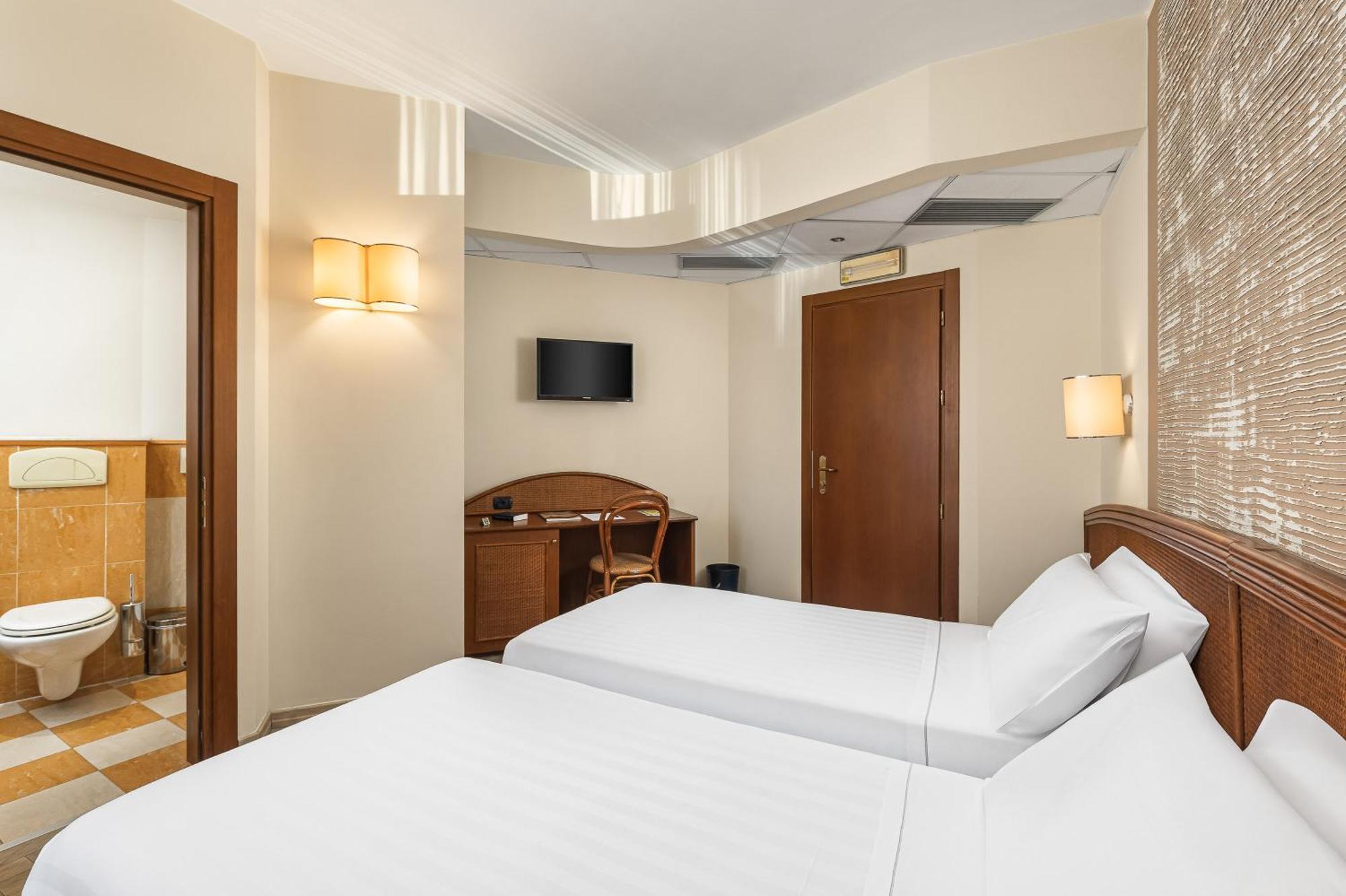 Welcome Hotel Legnano Habitación foto